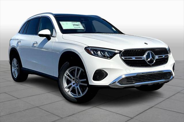 new 2025 Mercedes-Benz GLC 300 car, priced at $52,385