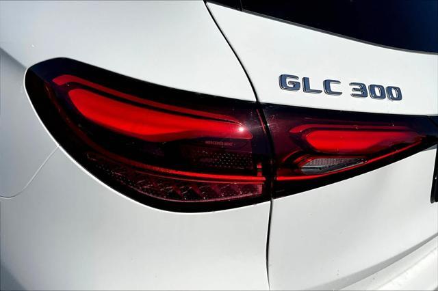 new 2025 Mercedes-Benz GLC 300 car, priced at $52,385