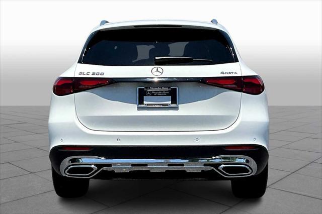 used 2025 Mercedes-Benz GLC 300 car, priced at $48,998