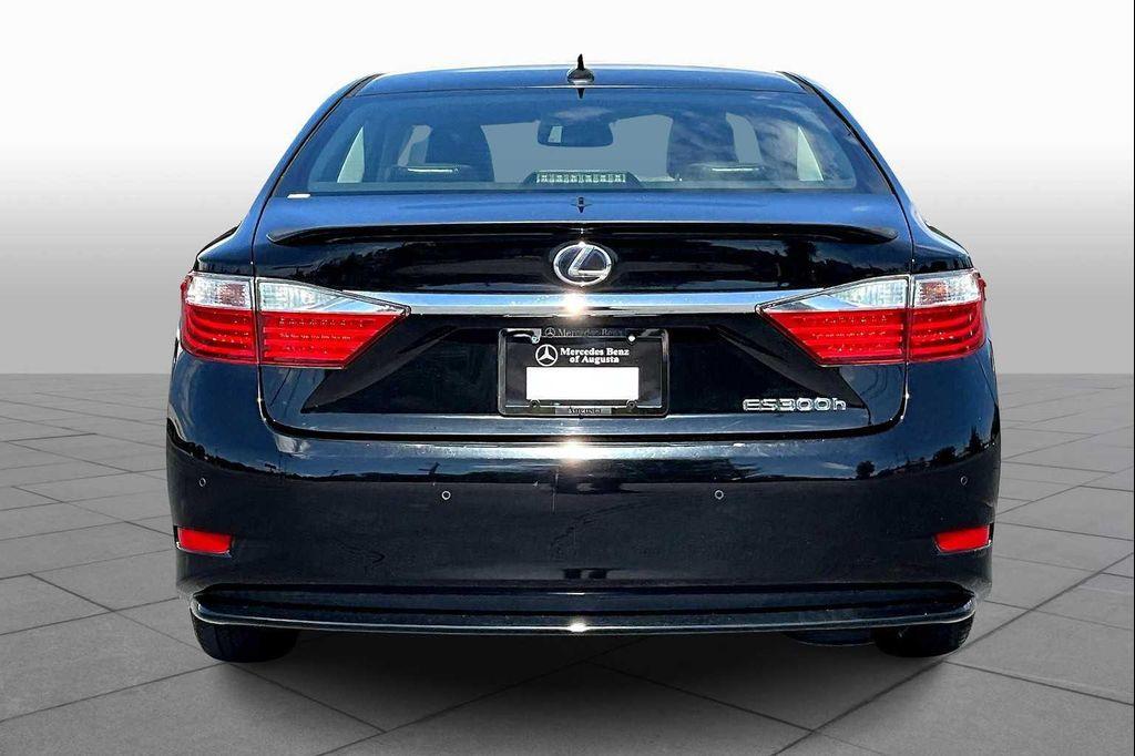 used 2013 Lexus ES 300h car, priced at $16,498