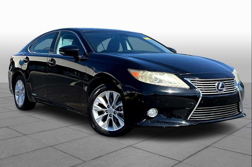 used 2013 Lexus ES 300h car, priced at $16,498