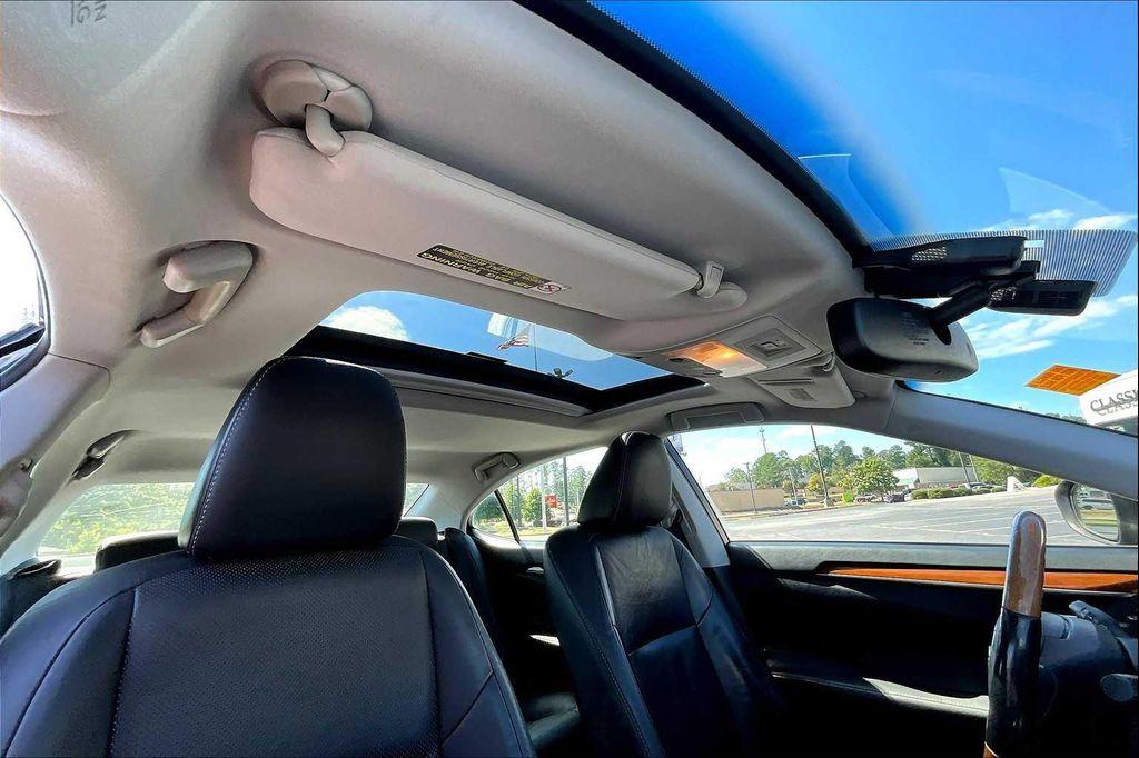 used 2013 Lexus ES 300h car, priced at $16,498
