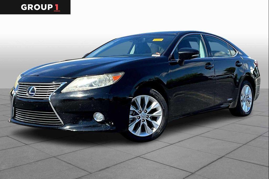 used 2013 Lexus ES 300h car, priced at $16,498