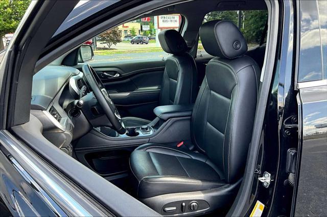 used 2023 GMC Acadia car, priced at $27,998