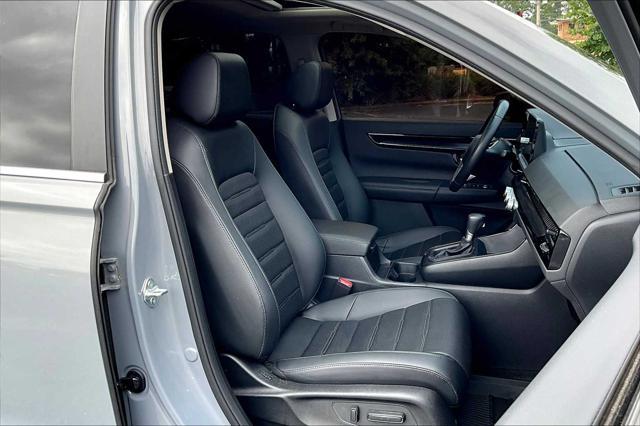 used 2023 Honda CR-V car, priced at $31,998