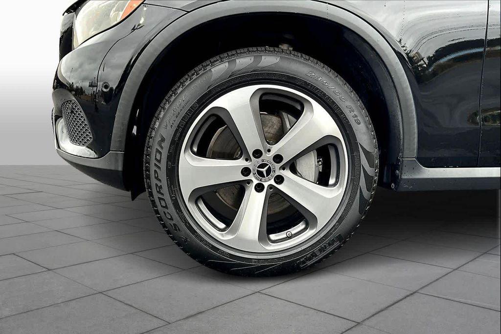 used 2019 Mercedes-Benz GLC 300 car, priced at $22,298