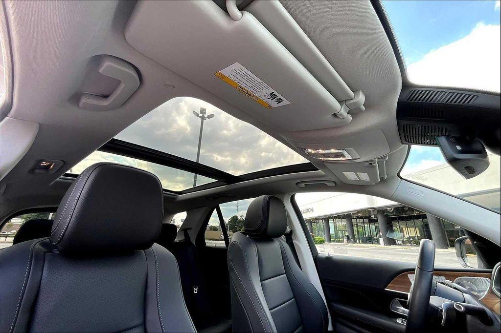 used 2025 Mercedes-Benz GLE 350 car, priced at $64,998
