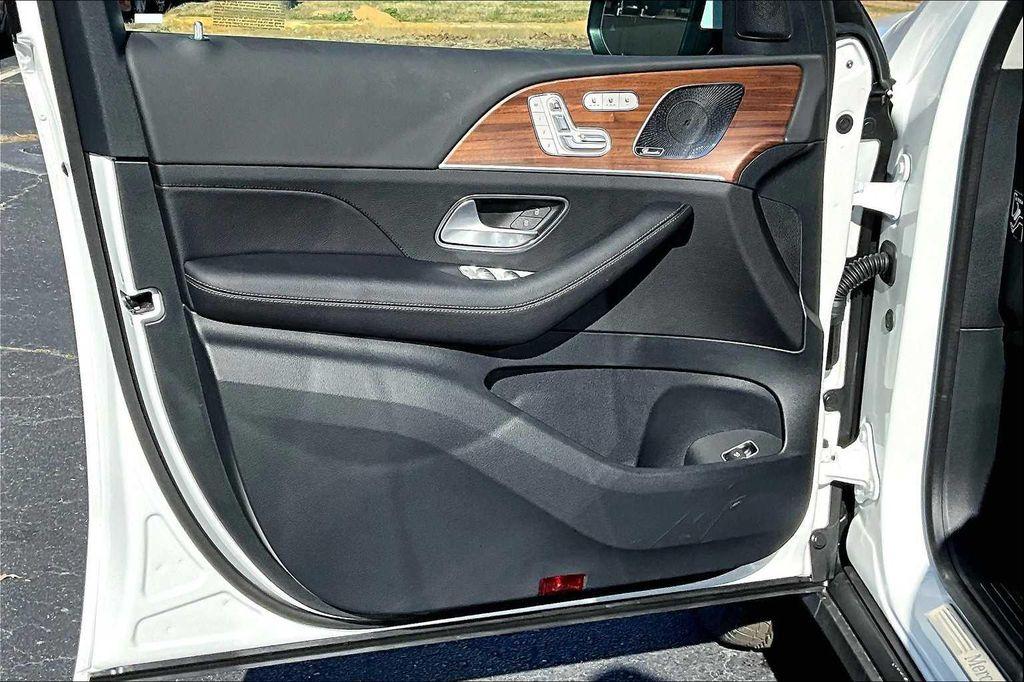 used 2025 Mercedes-Benz GLE 350 car, priced at $58,777