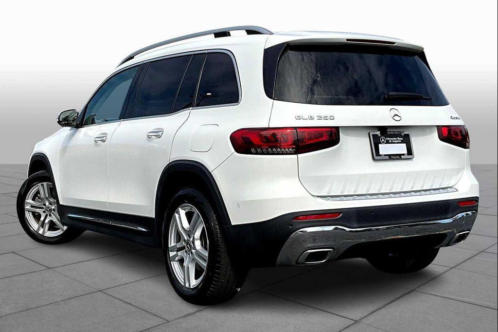 used 2021 Mercedes-Benz GLB 250 car, priced at $27,198