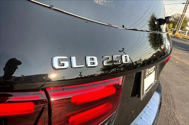 new 2025 Mercedes-Benz GLB 250 car, priced at $47,145