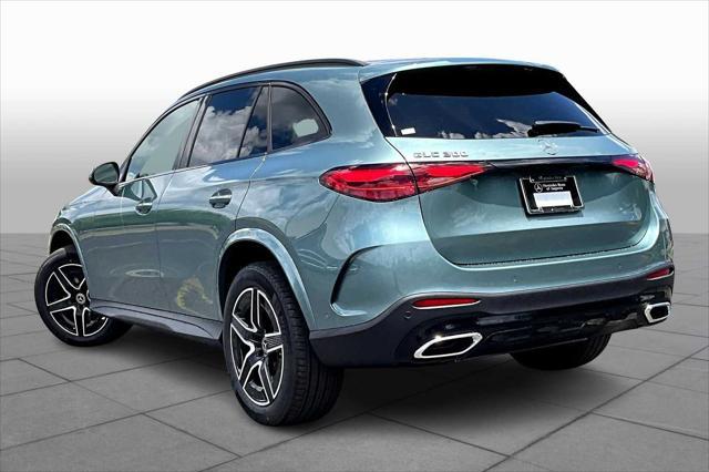 new 2025 Mercedes-Benz GLC 300 car, priced at $55,445