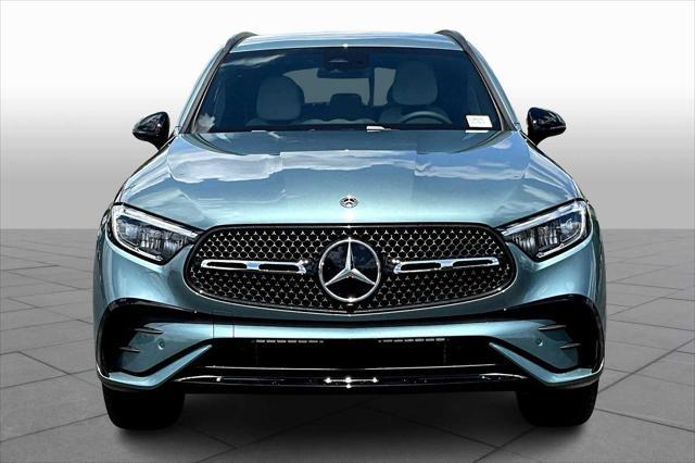 new 2025 Mercedes-Benz GLC 300 car, priced at $55,445