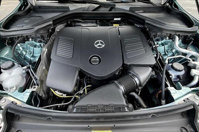 new 2025 Mercedes-Benz GLC 300 car, priced at $55,445