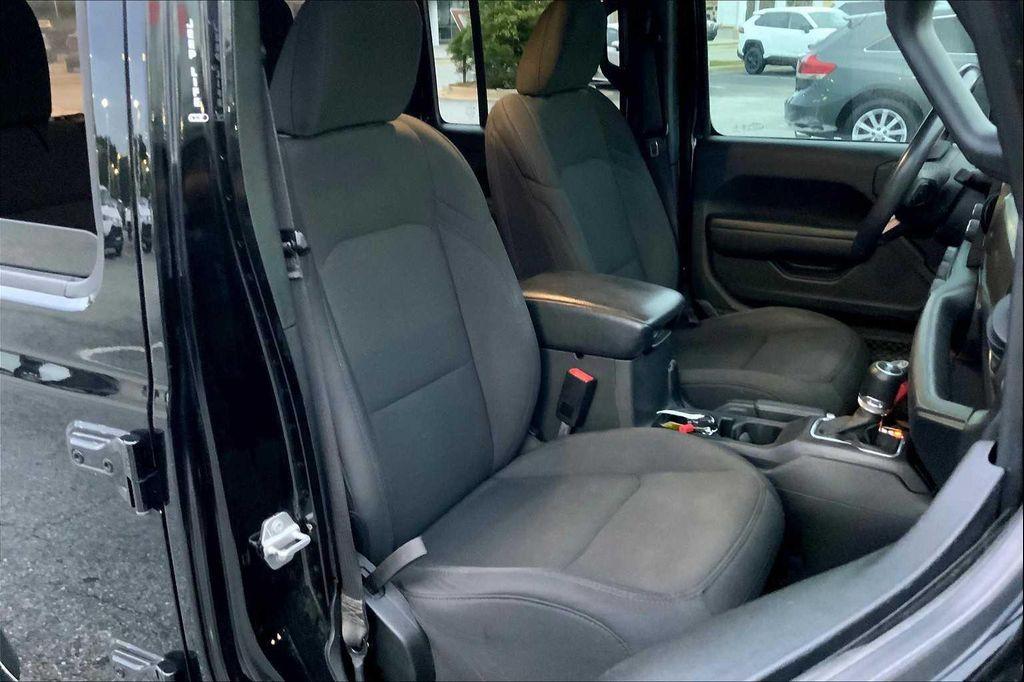 used 2020 Jeep Wrangler Unlimited car, priced at $29,298