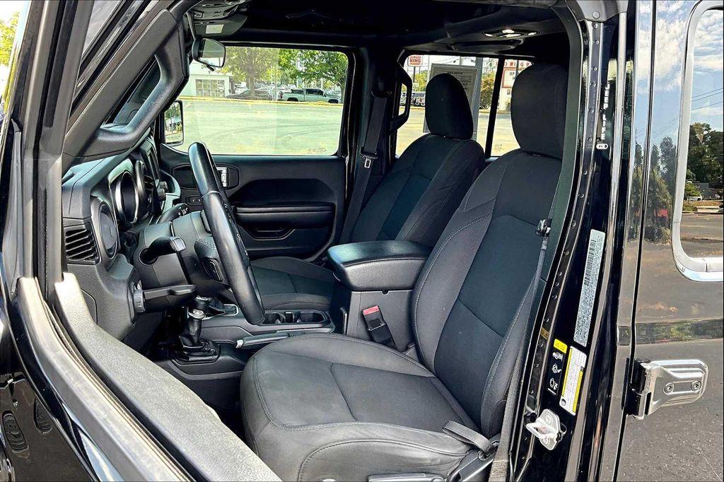 used 2020 Jeep Wrangler Unlimited car, priced at $28,998