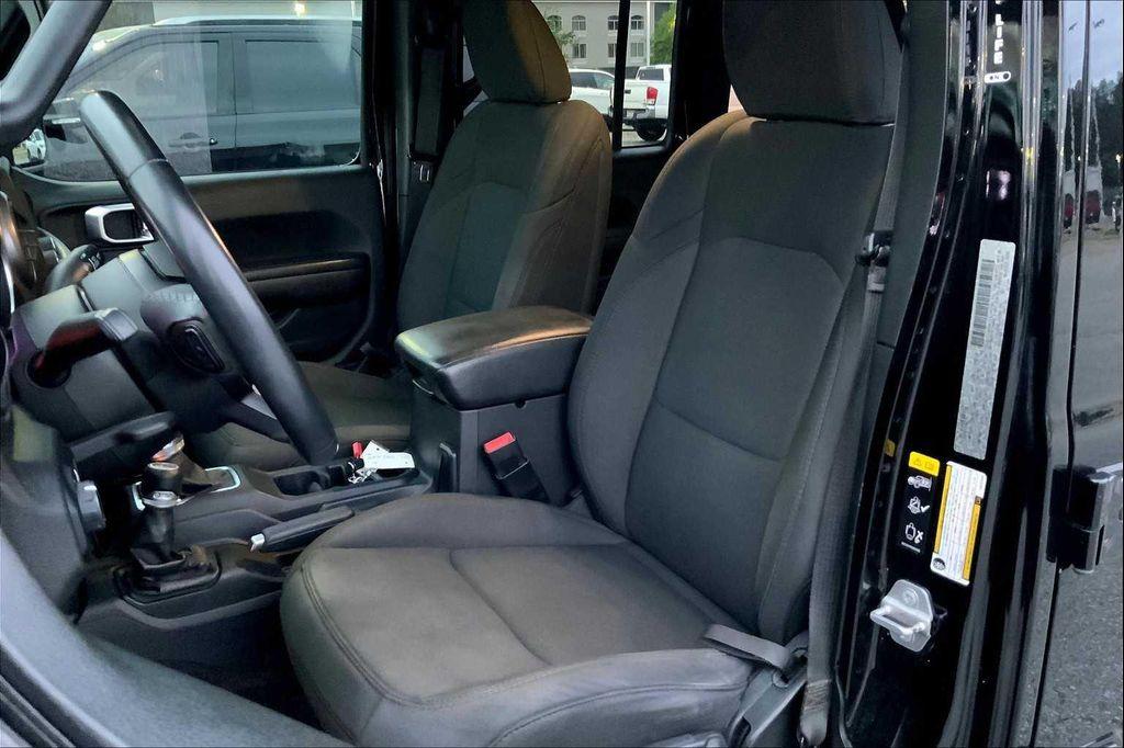used 2020 Jeep Wrangler Unlimited car, priced at $29,298