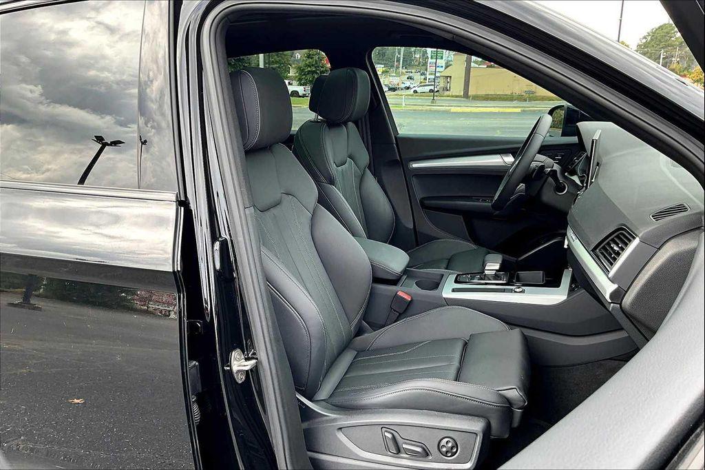 used 2024 Audi Q5 car, priced at $38,998
