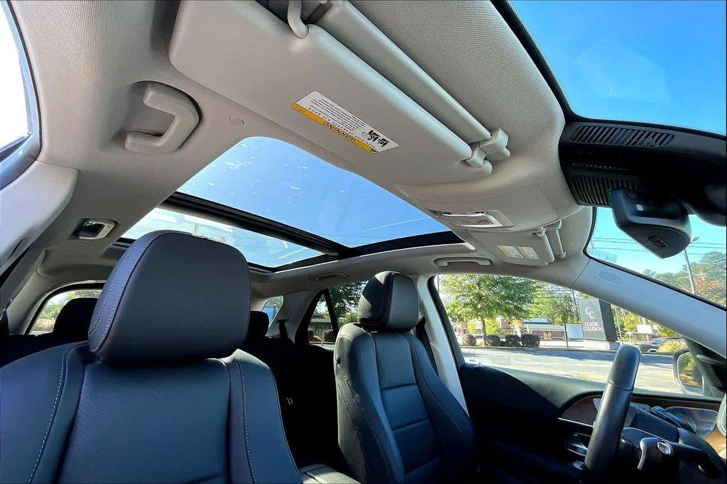 used 2024 Mercedes-Benz GLE 450 car, priced at $68,598