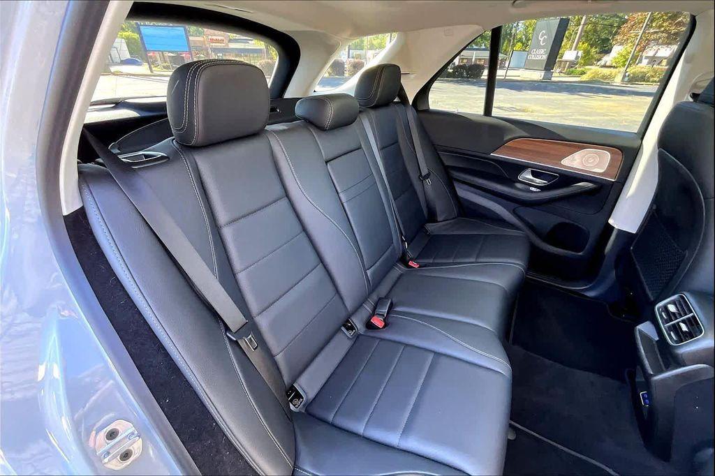 used 2024 Mercedes-Benz GLE 450 car, priced at $68,598
