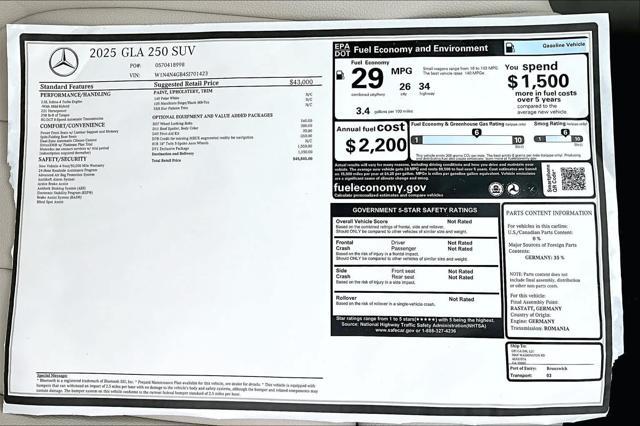 new 2025 Mercedes-Benz GLA 250 car, priced at $45,845