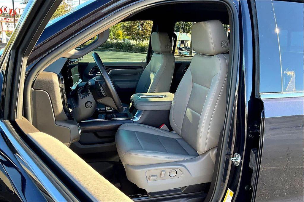 used 2022 GMC Sierra 1500 car, priced at $47,298