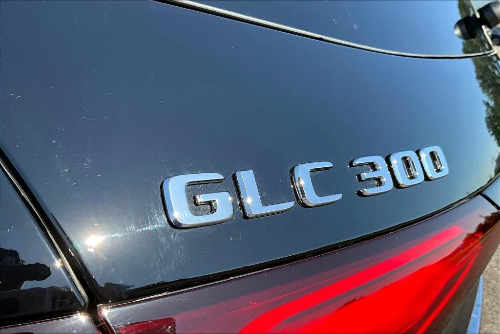 new 2024 Mercedes-Benz GLC 300 car, priced at $52,865