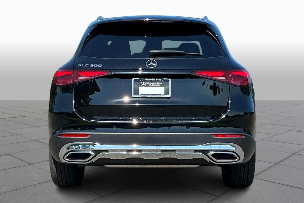 new 2024 Mercedes-Benz GLC 300 car, priced at $52,865