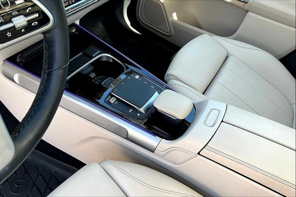 used 2025 Mercedes-Benz GLA 250 car, priced at $46,298
