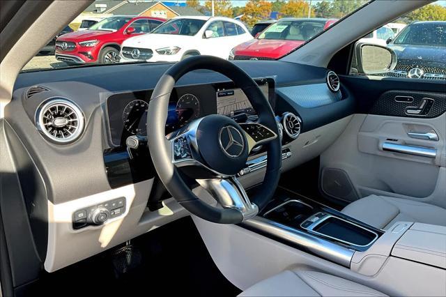 new 2025 Mercedes-Benz GLA 250 car, priced at $48,870