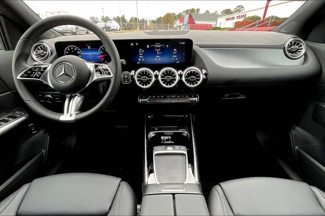 new 2025 Mercedes-Benz GLA 250 car, priced at $45,095