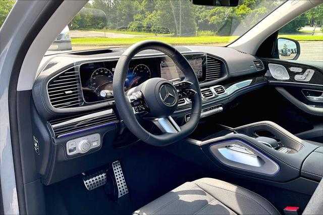 new 2024 Mercedes-Benz GLS 580 car, priced at $123,715