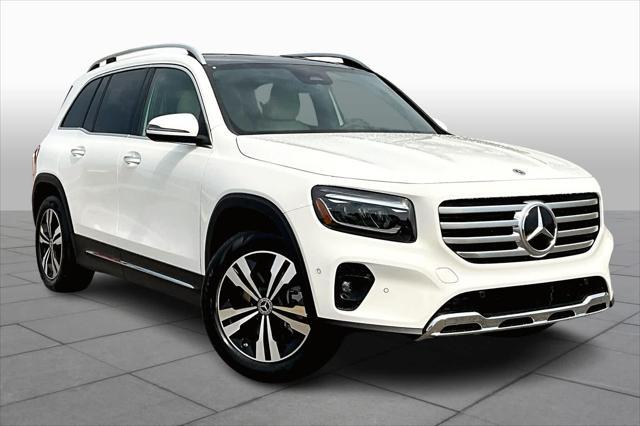 new 2025 Mercedes-Benz GLB 250 car, priced at $49,845