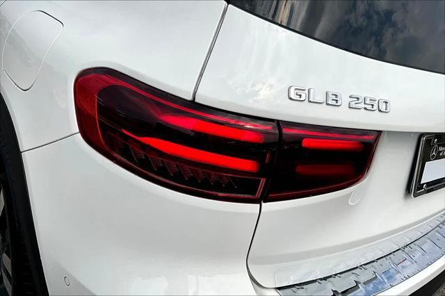 new 2025 Mercedes-Benz GLB 250 car, priced at $49,845