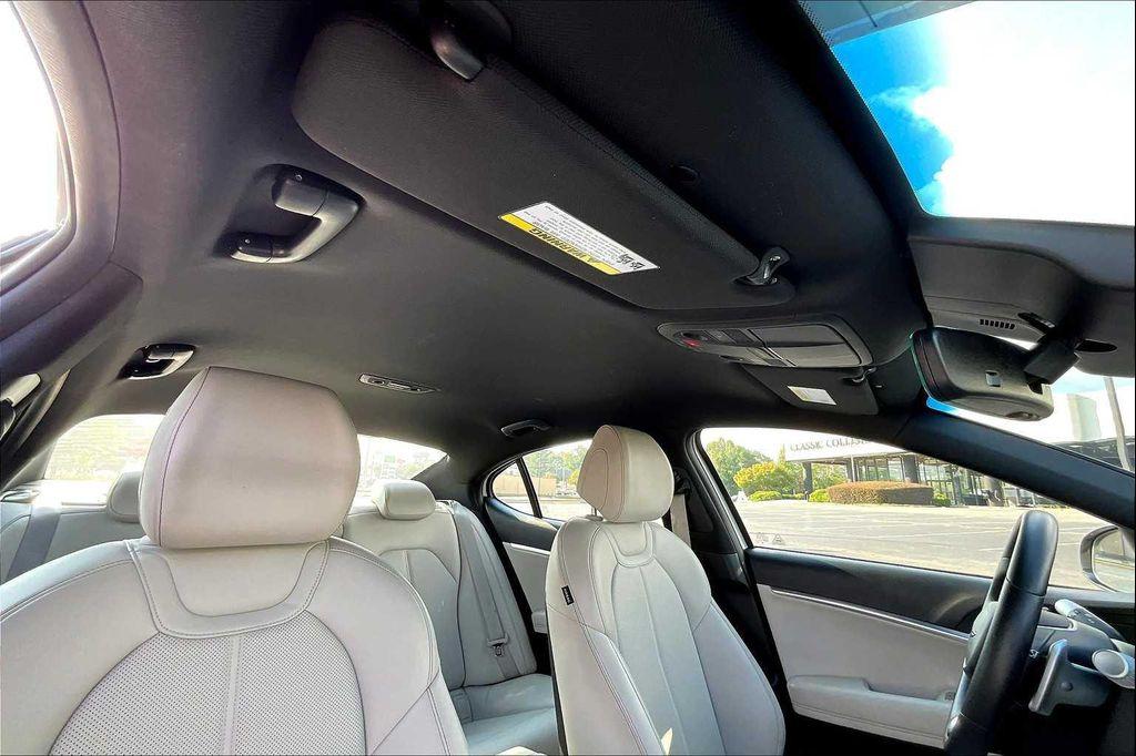 used 2025 Genesis G70 car, priced at $31,998