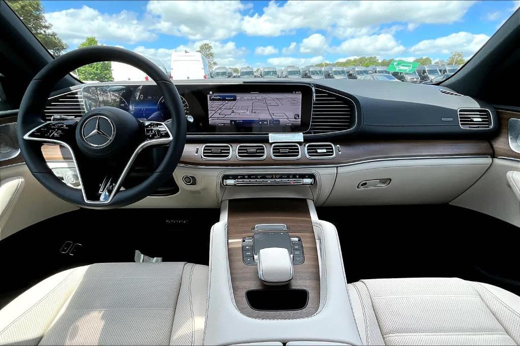 new 2024 Mercedes-Benz GLE 450 Plug-In Hybrid car, priced at $88,945