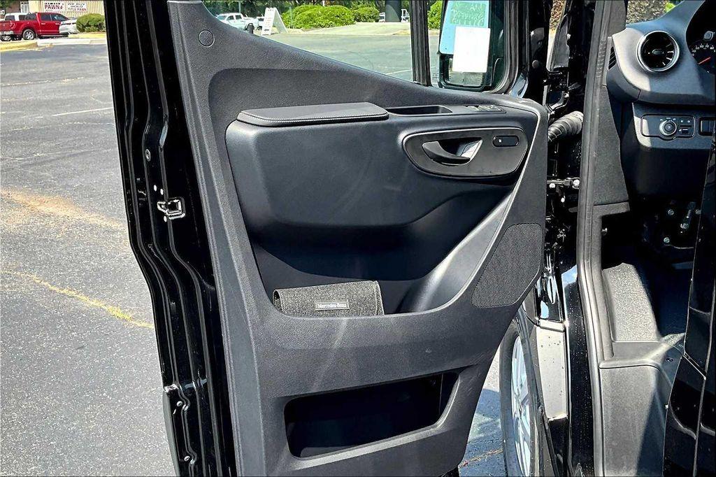 new 2025 Mercedes-Benz Sprinter 2500 car, priced at $80,410