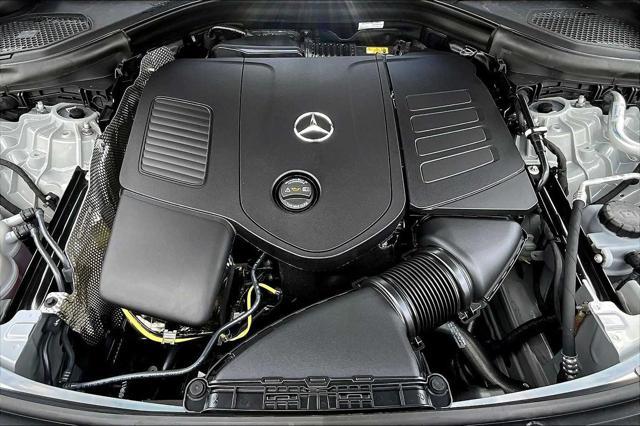 new 2025 Mercedes-Benz GLC 300 car, priced at $65,130