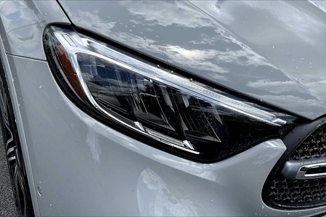 new 2025 Mercedes-Benz GLC 300 car, priced at $65,130
