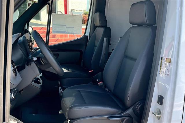 new 2025 Mercedes-Benz Sprinter 2500 car, priced at $58,812