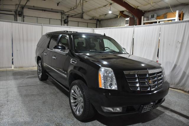 used 2010 Cadillac Escalade ESV car, priced at $12,777