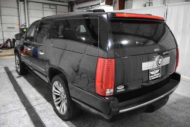 used 2010 Cadillac Escalade ESV car, priced at $12,777