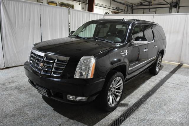 used 2010 Cadillac Escalade ESV car, priced at $12,777