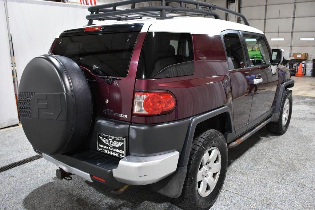 used 2007 Toyota FJ Cruiser car, priced at $14,994