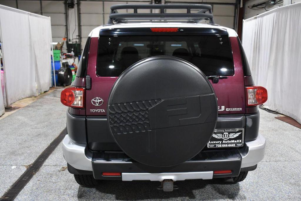 used 2007 Toyota FJ Cruiser car, priced at $14,994