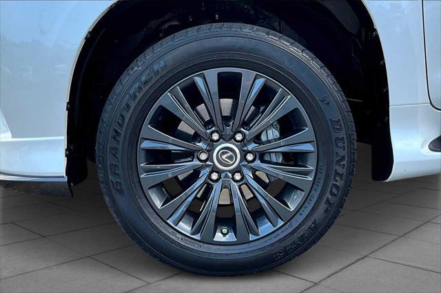 used 2023 Lexus GX 460 car, priced at $56,800
