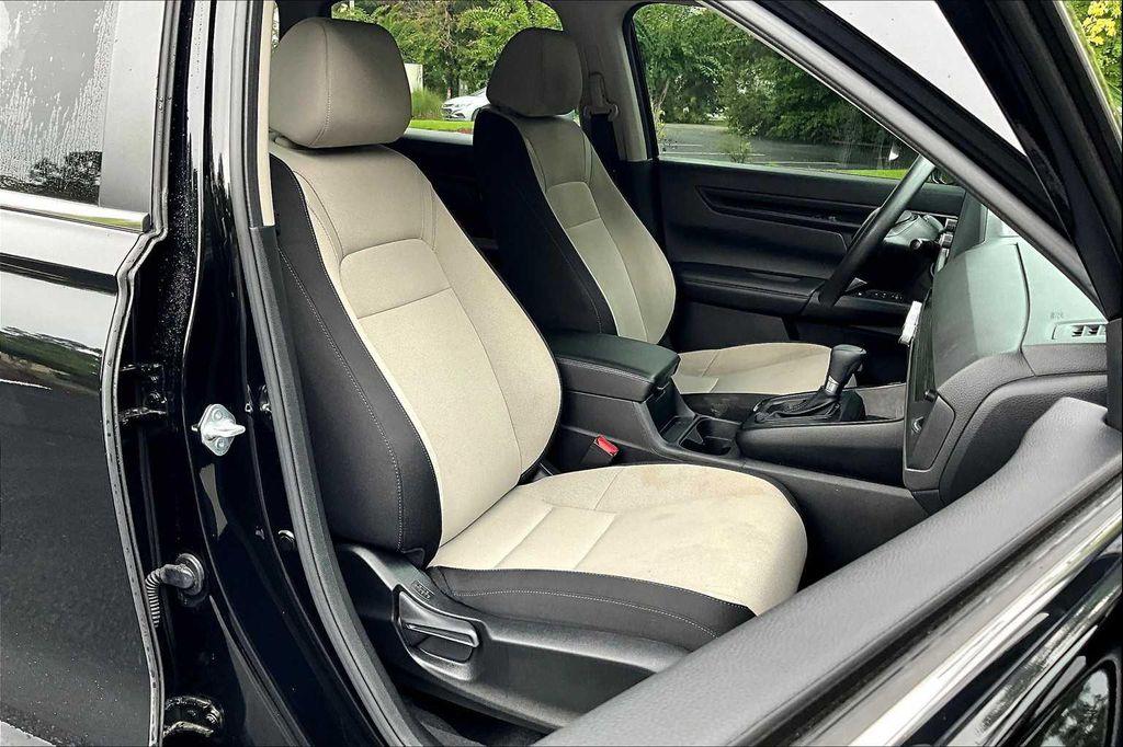 used 2023 Honda CR-V car, priced at $30,800