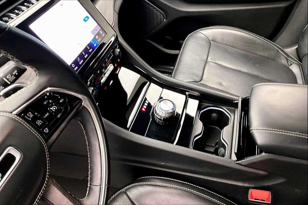 used 2022 Jeep Grand Cherokee car, priced at $27,300