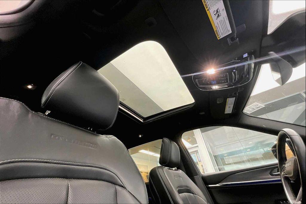 used 2022 Jeep Grand Cherokee car, priced at $27,300