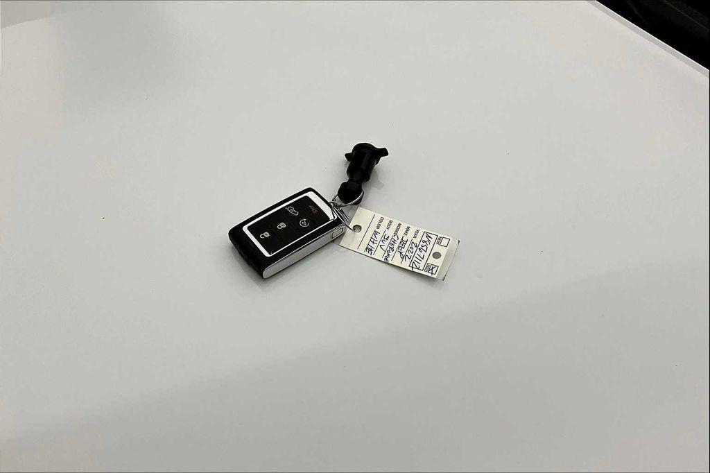 used 2022 Jeep Grand Cherokee car, priced at $27,300