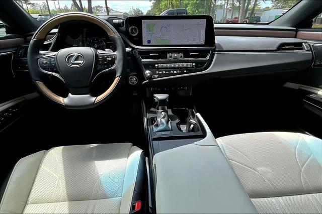 used 2025 Lexus ES 350 car, priced at $49,400
